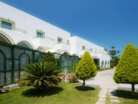 Alexandra Beach Hotel and Apartments 4*