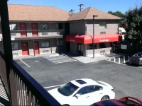 Econo Lodge Norwalk 2*
