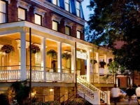 Saratoga Arms 3*