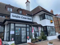 Knights Court 3*