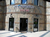 Moonstar 3*