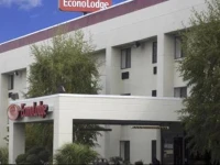 Econo Lodge Arena 2*