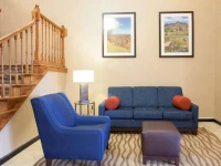 Comfort Inn I-40 East 2*