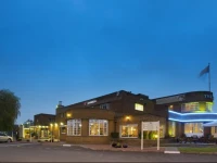Ramada Hatfield 3*