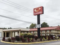 Econo Lodge Petersburg 4*