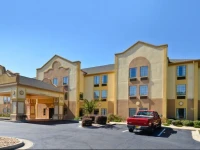 BEST WESTERN Bradbury Inn & Suites 2*