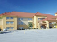La Quinta Inn & Suites Bowling Green 2*