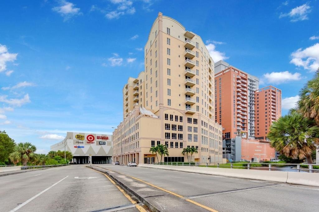 Miami Vacations Corporate Rentals 3*