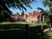 Pendley Manor 4*