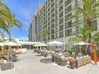 Hilton Irvine/Orange County Airport 3*
