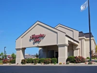 Hampton Inn Bardstown 3*