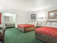 Econo Lodge Newport 2*
