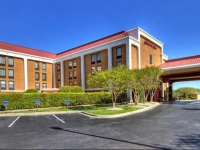 Hampton Inn Goldsboro 3*