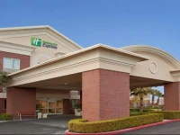 Holiday Inn Express Woodland 2*