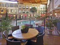 BEST WESTERN White Bear Country Inn 3*