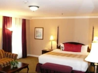 The Wilshire Grand Hotel 3*