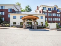 Comfort Suites South Burlington 2*