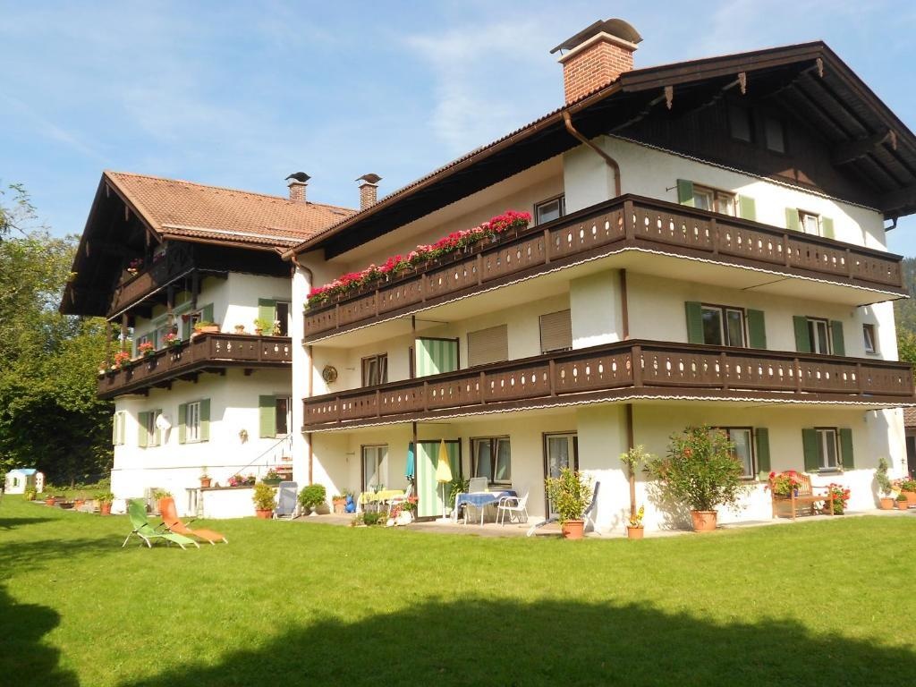 Ferienwohnungen Maria 3*
