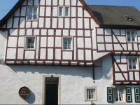 Zur Alten Weinkelter 2*
