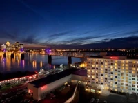 Sheraton Louisville Riverside Hotel 3*