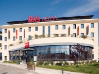 Ibis Valladolid 2*