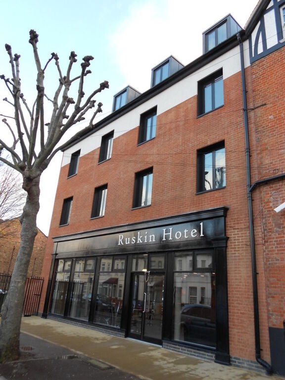 Ruskin Hotel 3*