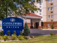 Candlewood Suites Topeka 2*