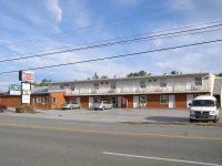 Pamola Motor Lodge 2*
