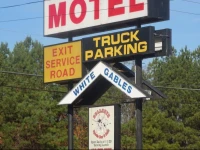 White Gables Motel 2*
