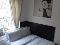 Studios2Let - North Gower 