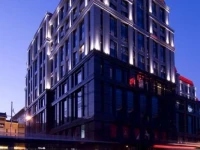 Hilton Beijing Wangfujing 5*