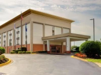 Hampton Inn Gaffney 3*