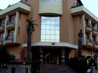 Monaco Beach Hotel 4*