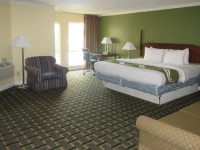 Days Inn Harrodsburg 2*