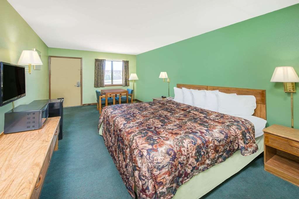 Days Inn Mountain Grove 2*