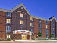 Candlewood Suites Olathe 2*