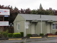 Madison Suites Motel 2*
