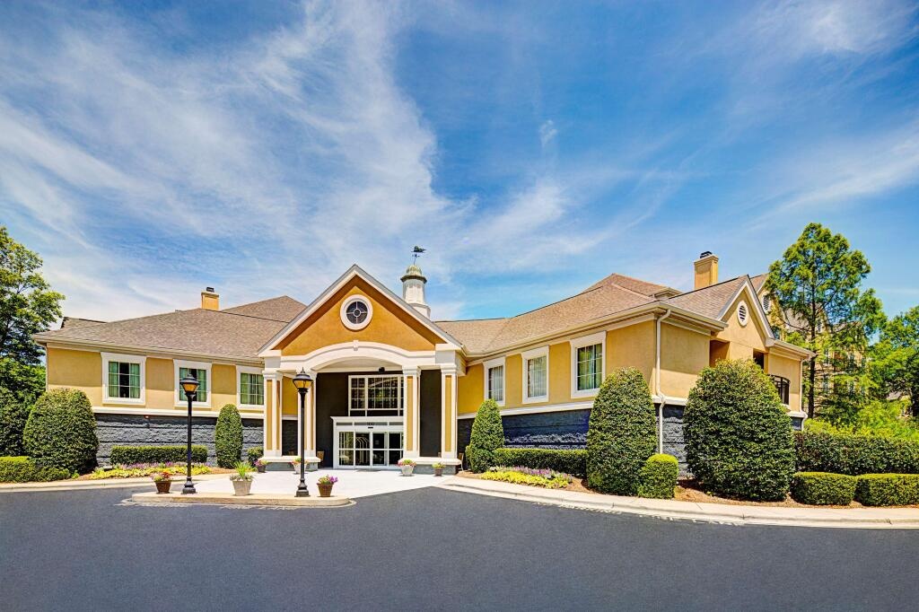 Homewood Suites by Hilton Raleigh/Cary 3*