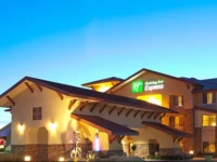 Holiday Inn Express Turlock 2*