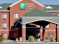 Holiday Inn Express Hotel & Suites Suffolk 2*