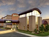 Radisson Hotel Roseville 3*