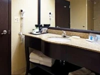 Hampton Inn Sulphur 2*