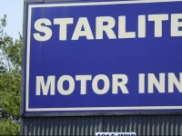 Starlite Motor Inn 2*