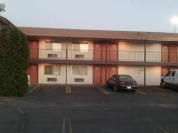 Interstate Inn 3*