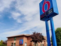 Motel 6 Syracuse 1*