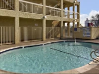 Red Roof Inn Stockton 2*