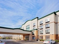 Wingate by Wyndham Arlington Heights 3*