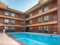 Baymont Inn & Suites Goodlettsville 3*