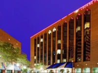 Crowne Plaza Hampton Marina 4*