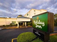 Holiday Inn Salem 3*